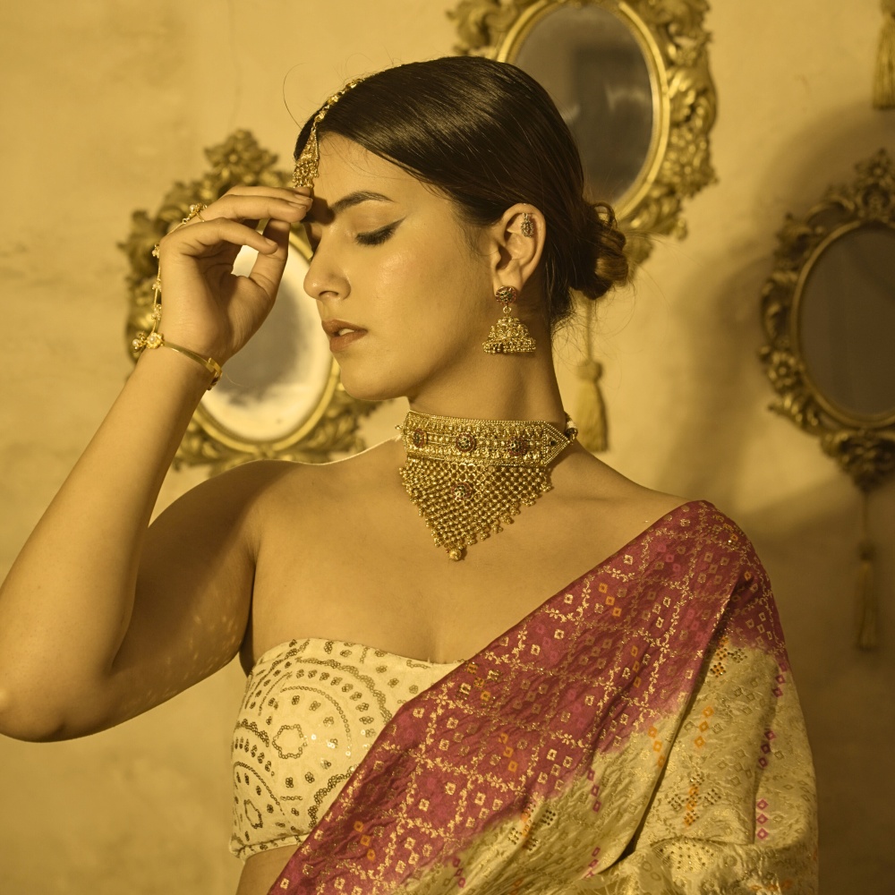 Rajwadi Rani Jewellery Set with Earrings and Mang Tikka